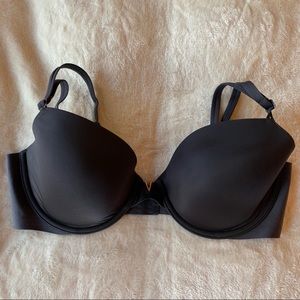 Victoria’s Secret sexy illusion bra